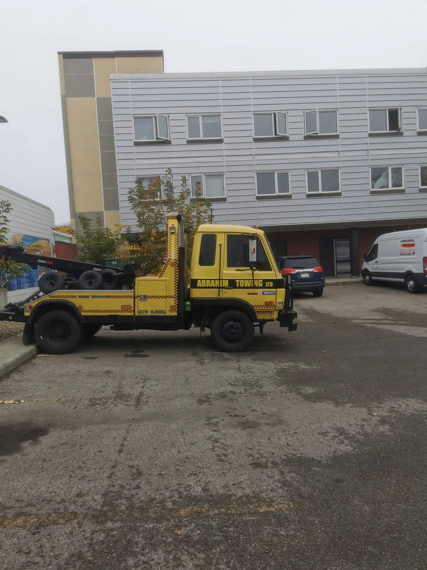 Hotshot Delivery service from Abrahim Towing